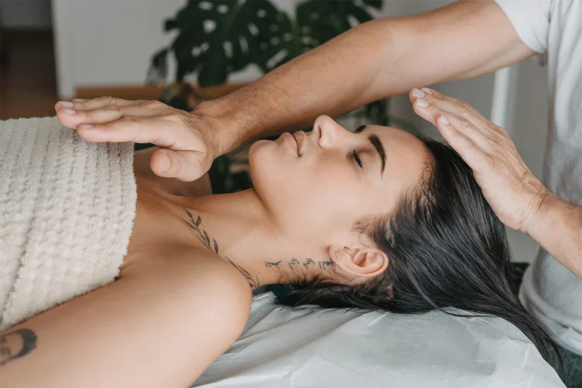 How Reiki Supports Emotional Healing and Stress Relief