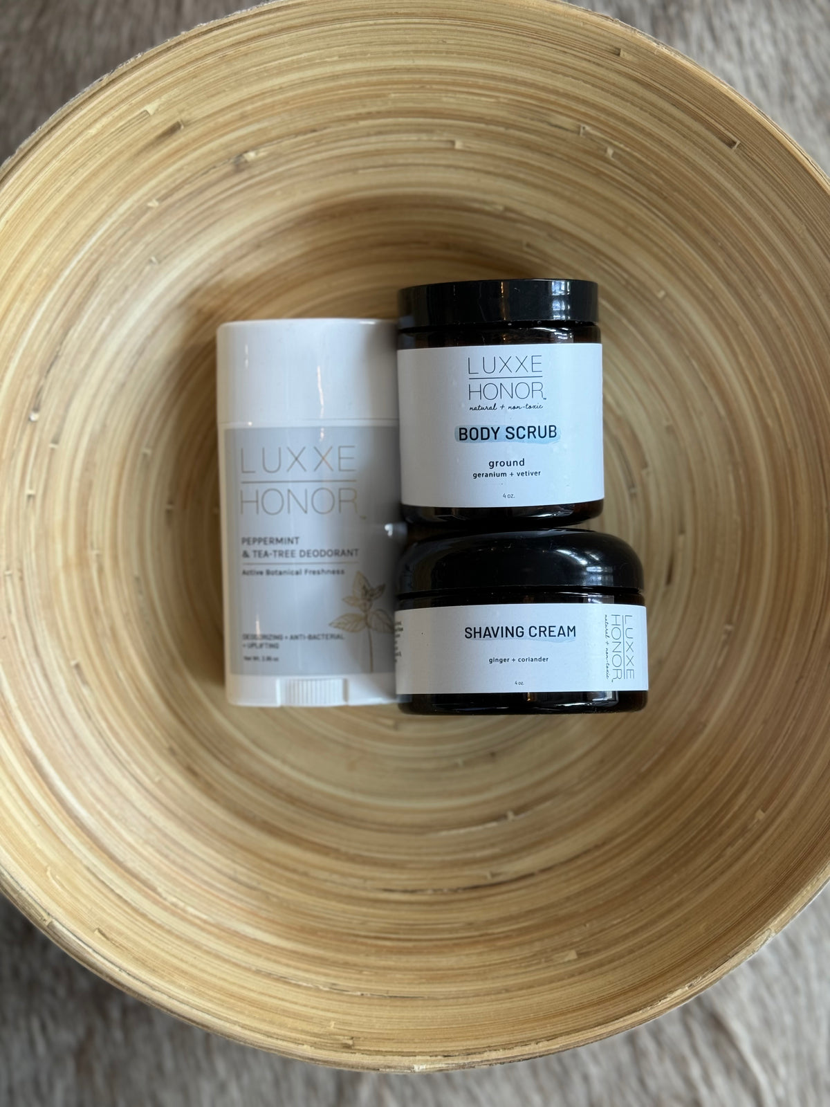 Men&#39;s Bundle: Essential Oil Body Scrub, Deodorant + Shaving Cream